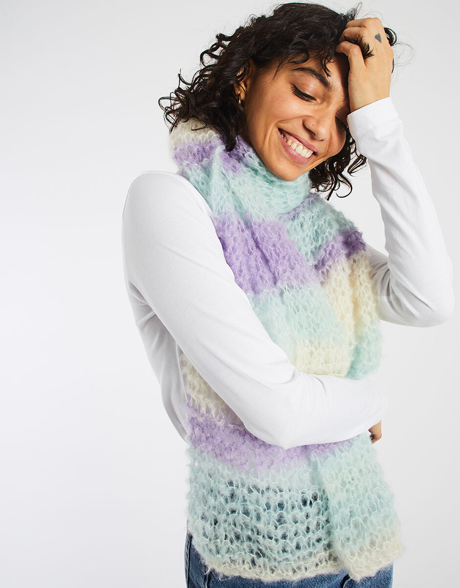 Loud Scarf